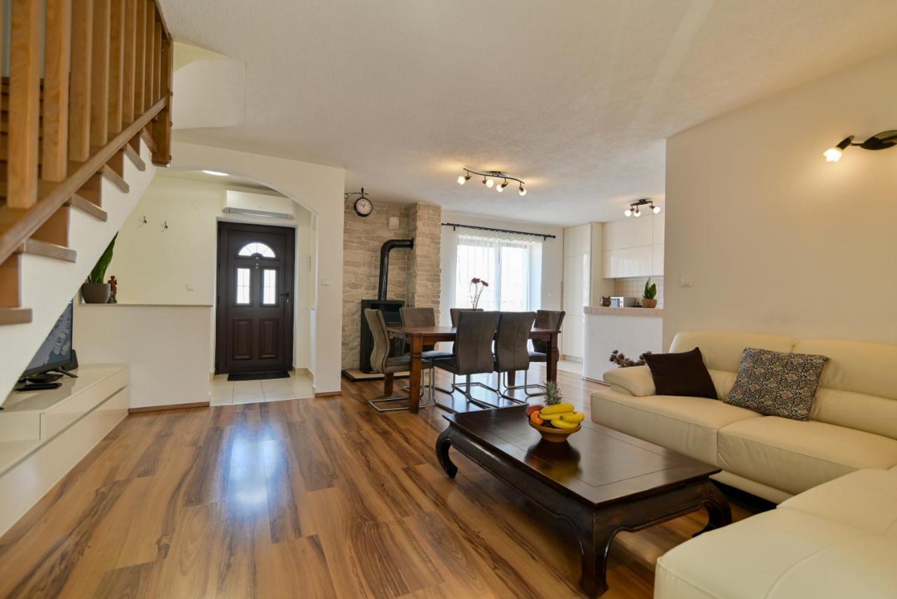 Apartman Ciciliani Trogir Exterior photo