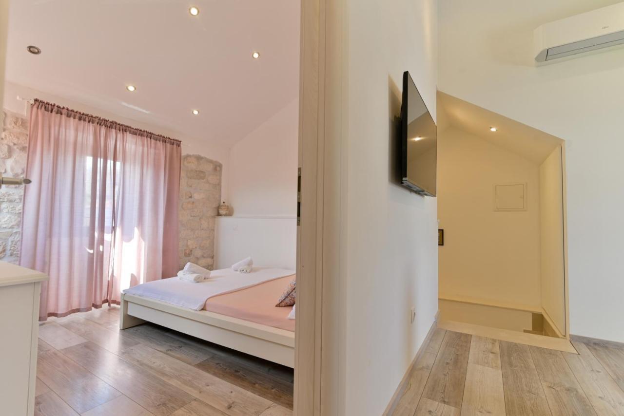 Apartman Ciciliani Trogir Exterior photo