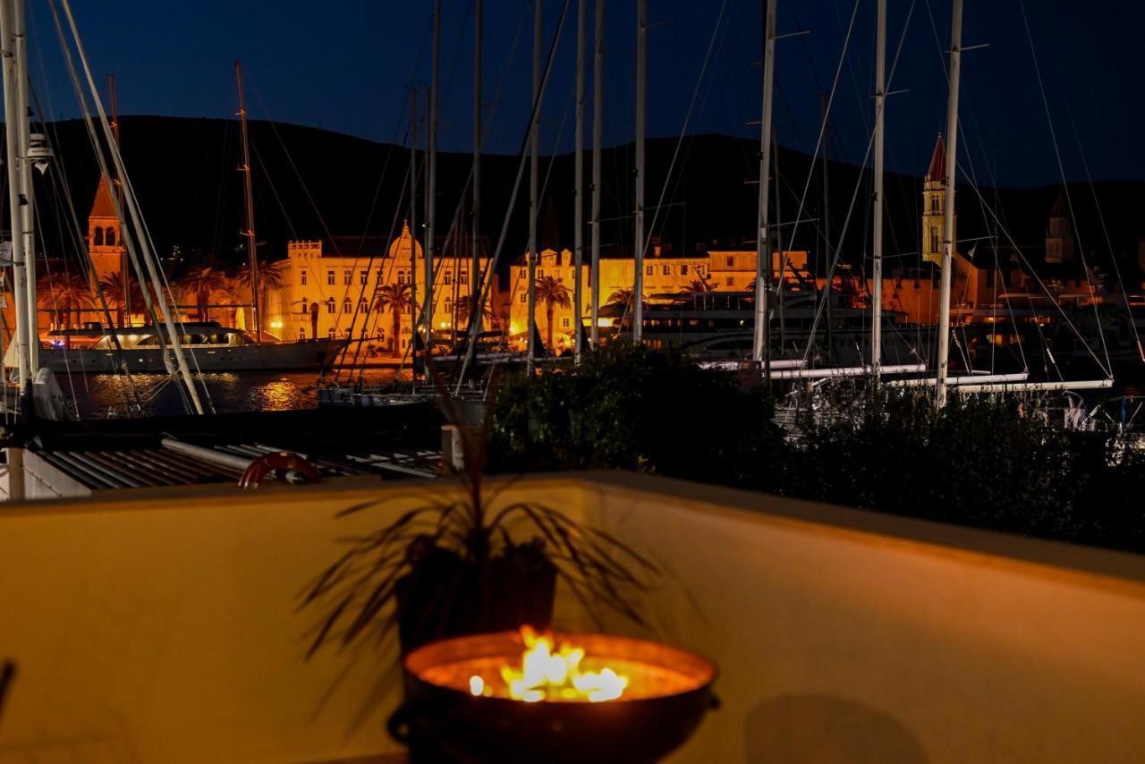 Apartman Ciciliani Trogir Exterior photo